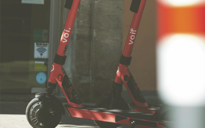 Alkohol im Straßenverkehr? Bei Trunkenheitsfahrten auf dem E-Scooter gelten die gleichen Promillegrenzen wie für Autofahrer!